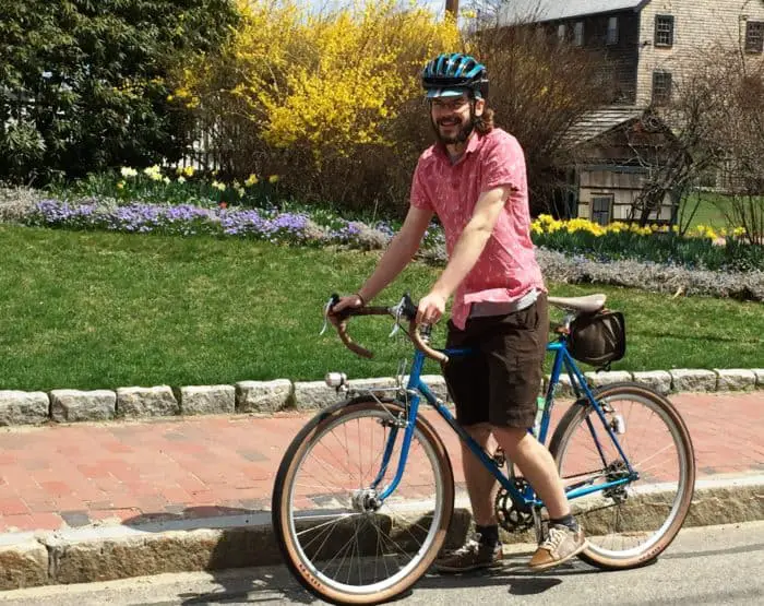 can-i-wash-my-bike-with-a-hose-don-t-damage-the-bike