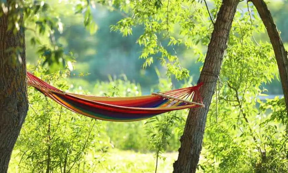 How to Make a Rope Hammock Without Bars Commutter