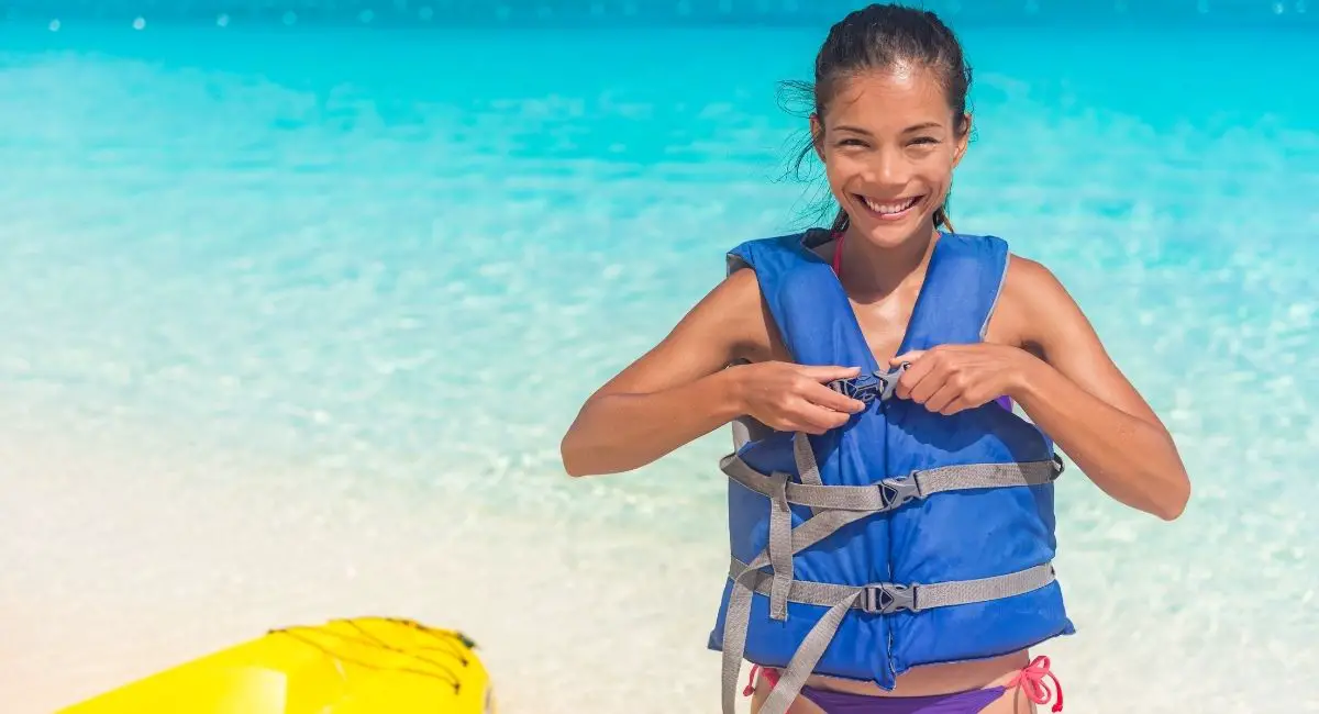 Best Women Life Vest Guide To Finding the Best Quality and Style